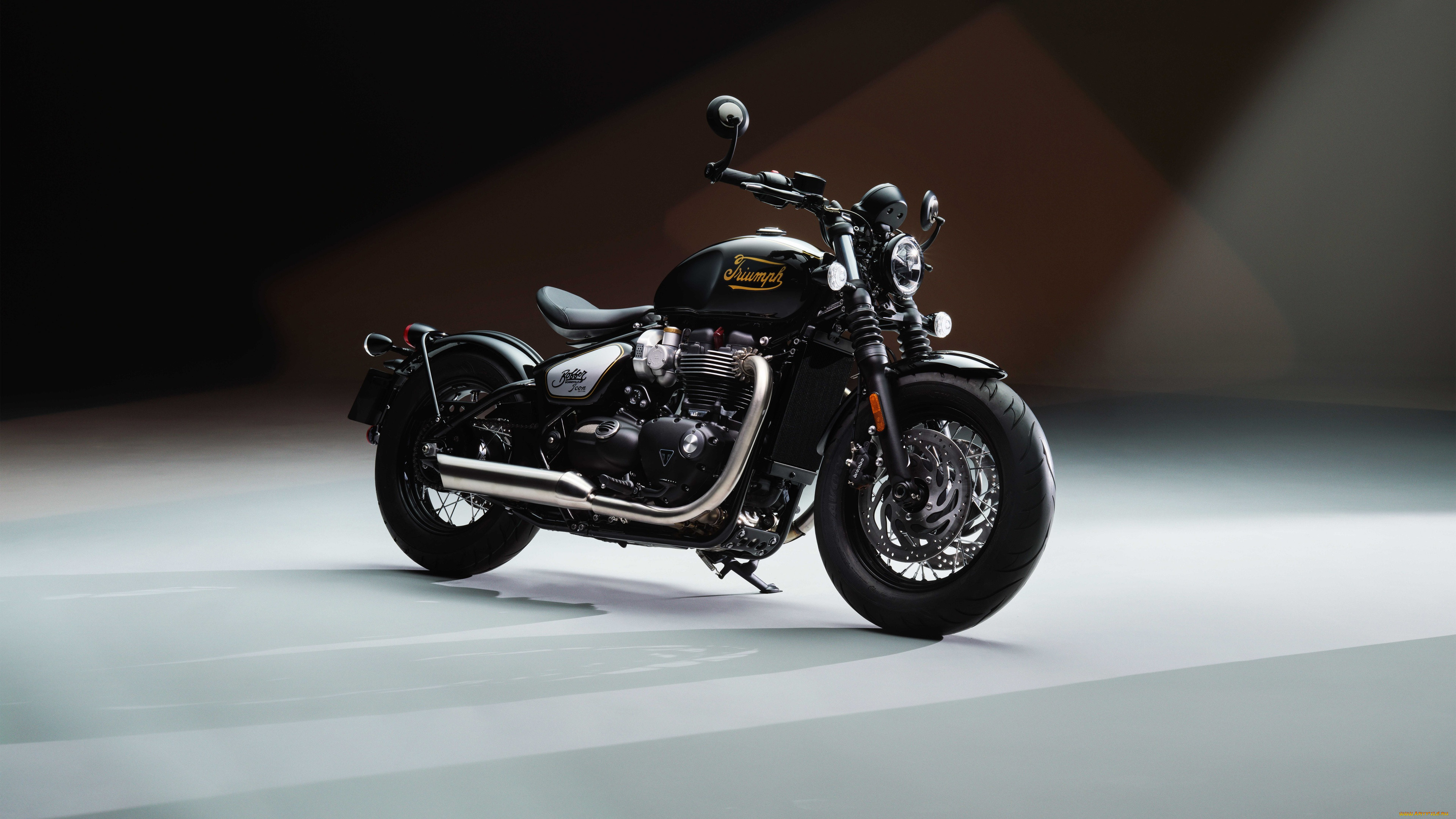 , triumph, bonneville, bobber, tfc, 2025, 